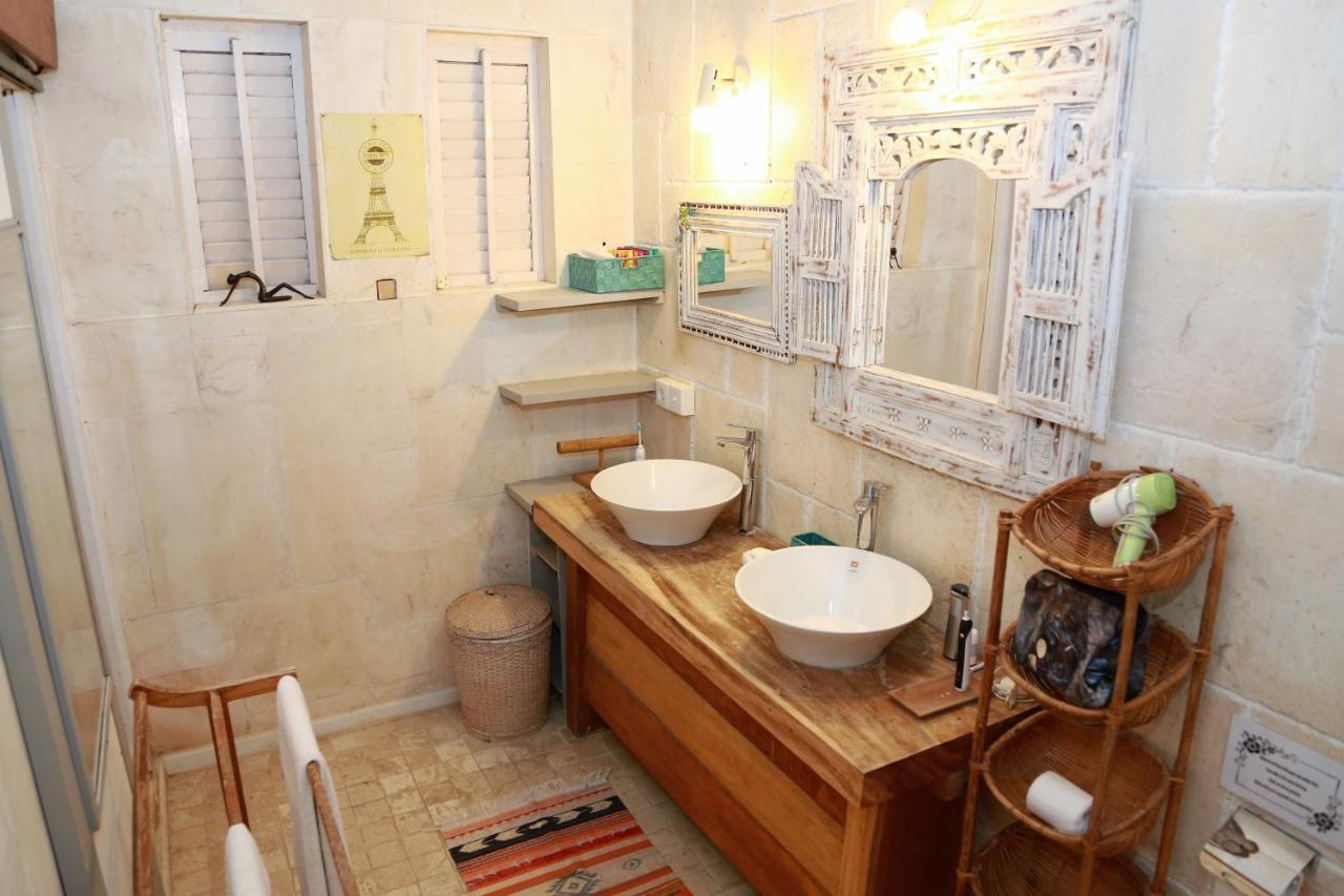 Villa Sentosa, Cheerful 3-Bedroom Villa With Pool Quần đảo Gili Ngoại thất bức ảnh
