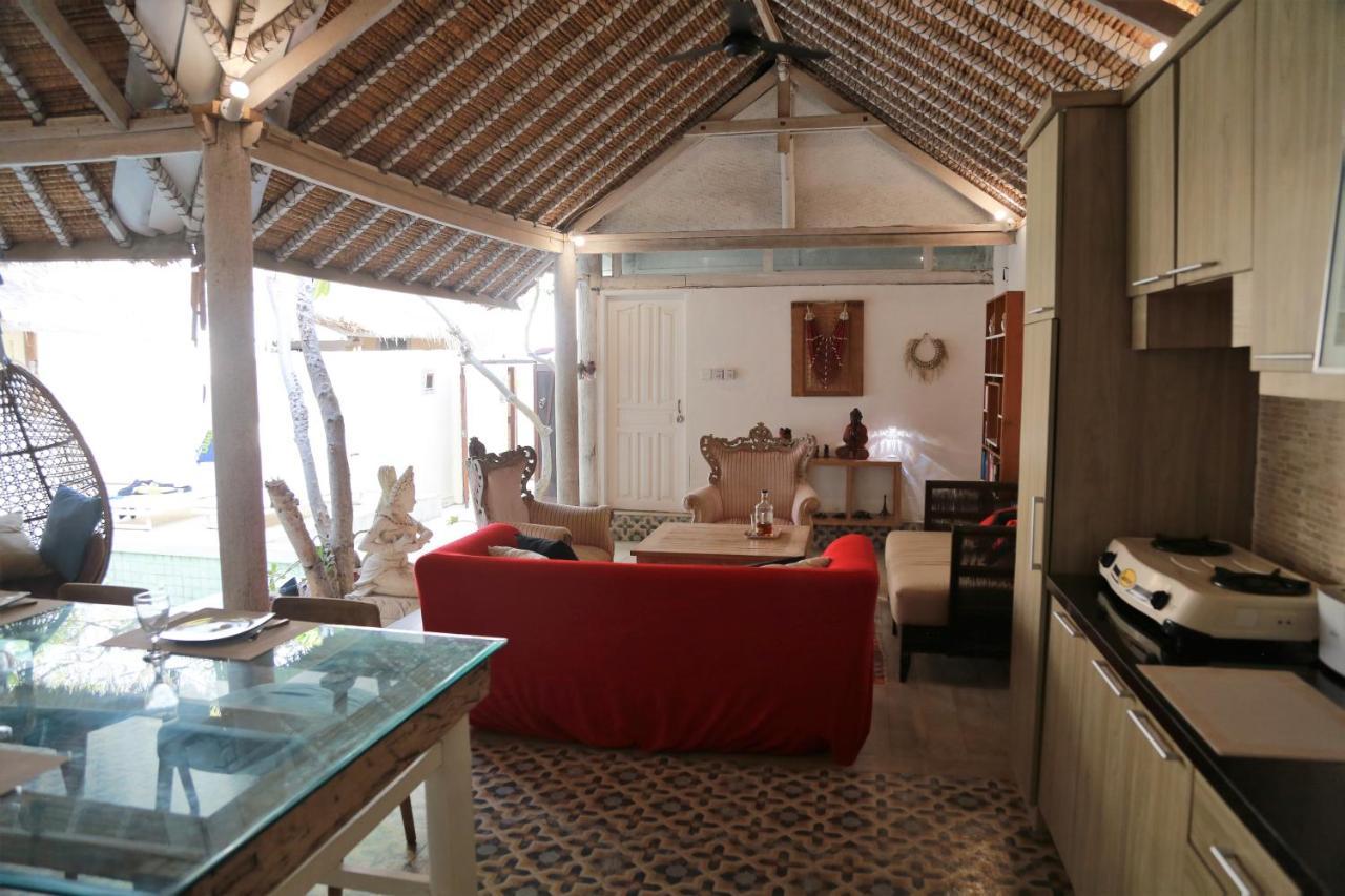 Villa Sentosa, Cheerful 3-Bedroom Villa With Pool Quần đảo Gili Ngoại thất bức ảnh