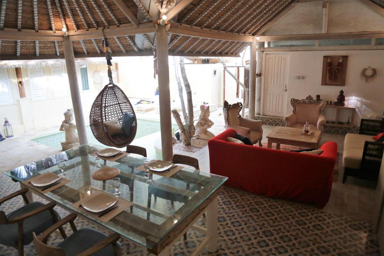Villa Sentosa, Cheerful 3-Bedroom Villa With Pool Quần đảo Gili Ngoại thất bức ảnh