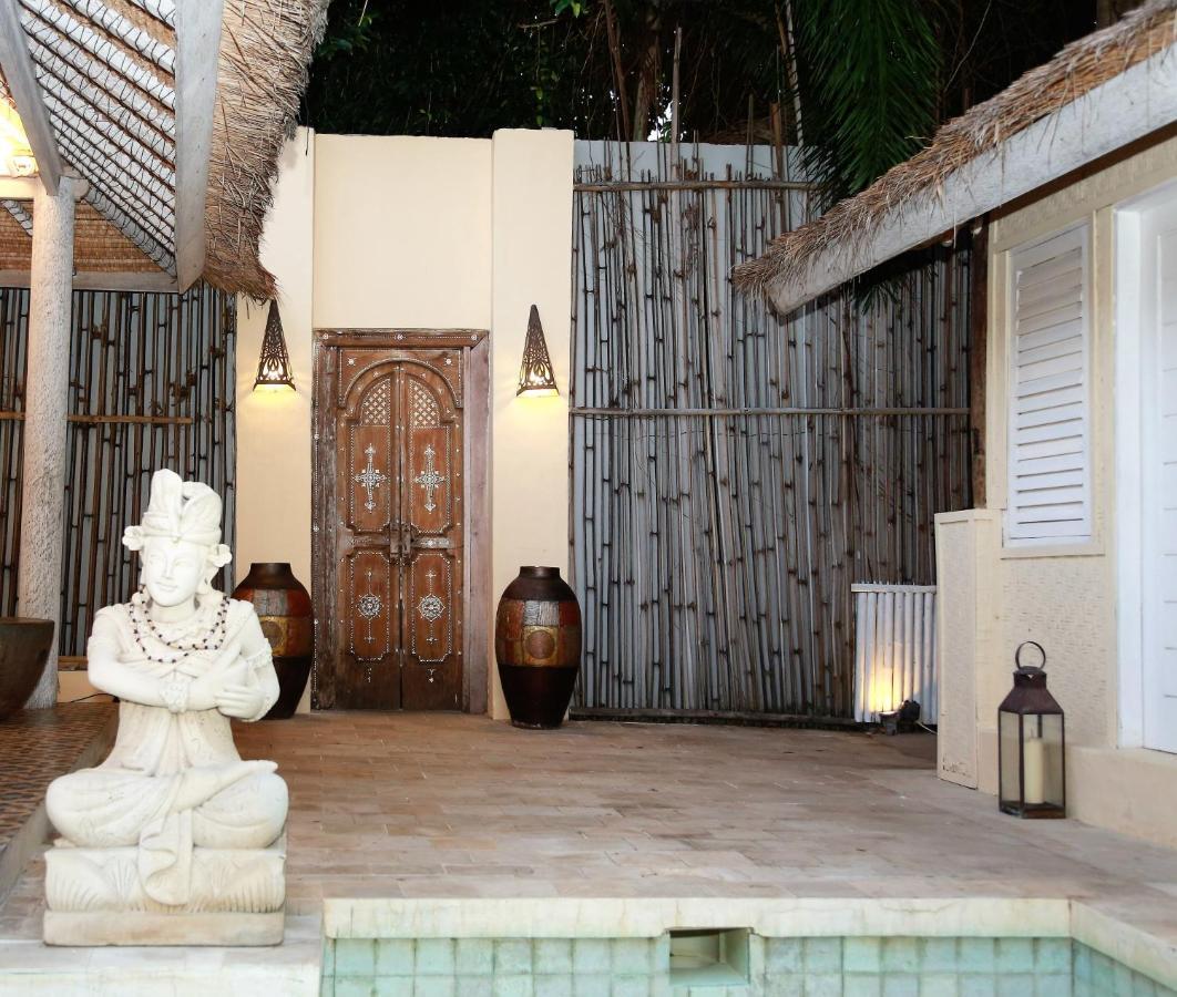 Villa Sentosa, Cheerful 3-Bedroom Villa With Pool Quần đảo Gili Ngoại thất bức ảnh