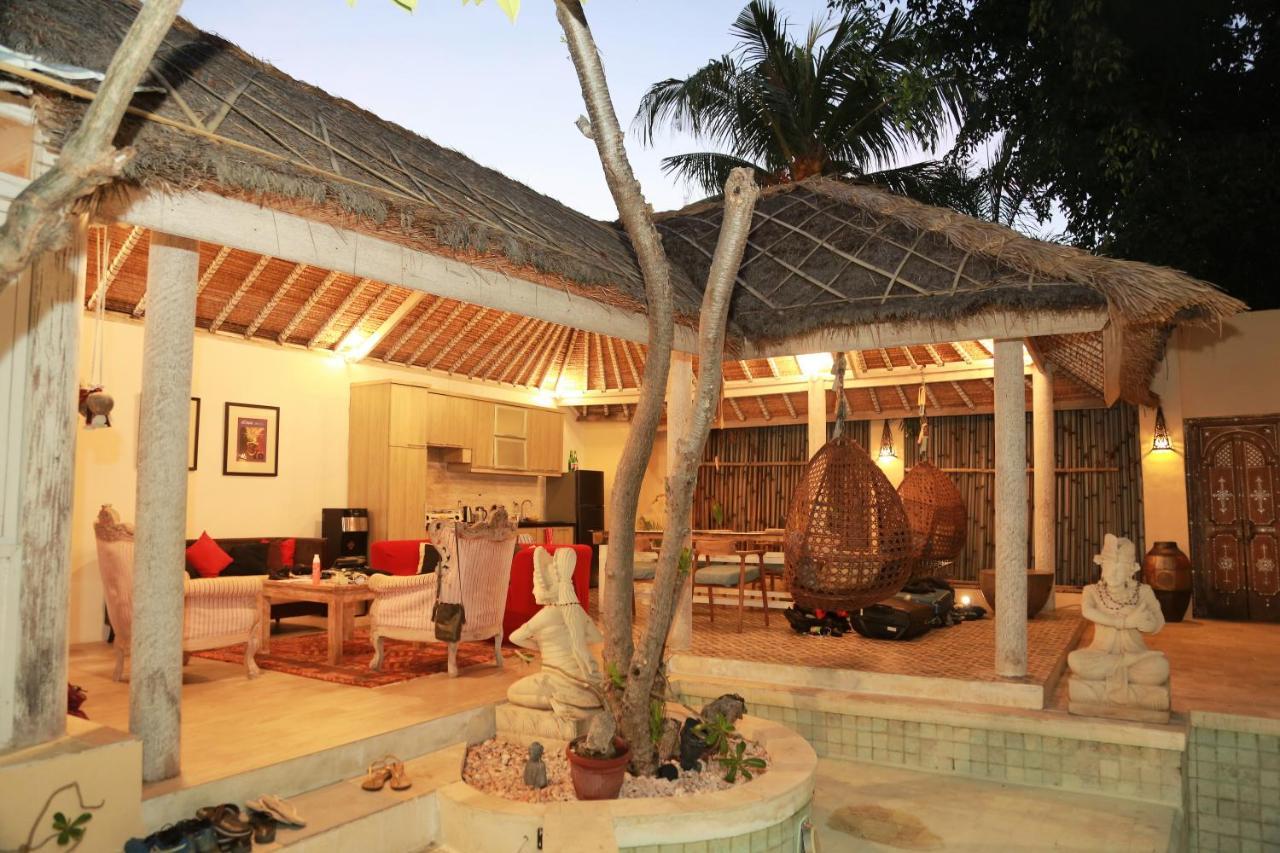 Villa Sentosa, Cheerful 3-Bedroom Villa With Pool Quần đảo Gili Ngoại thất bức ảnh