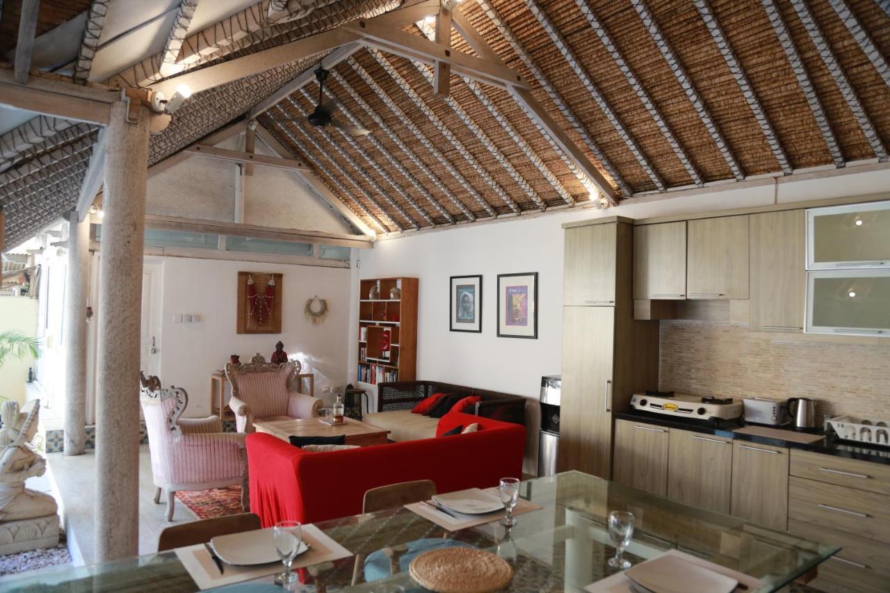 Villa Sentosa, Cheerful 3-Bedroom Villa With Pool Quần đảo Gili Ngoại thất bức ảnh